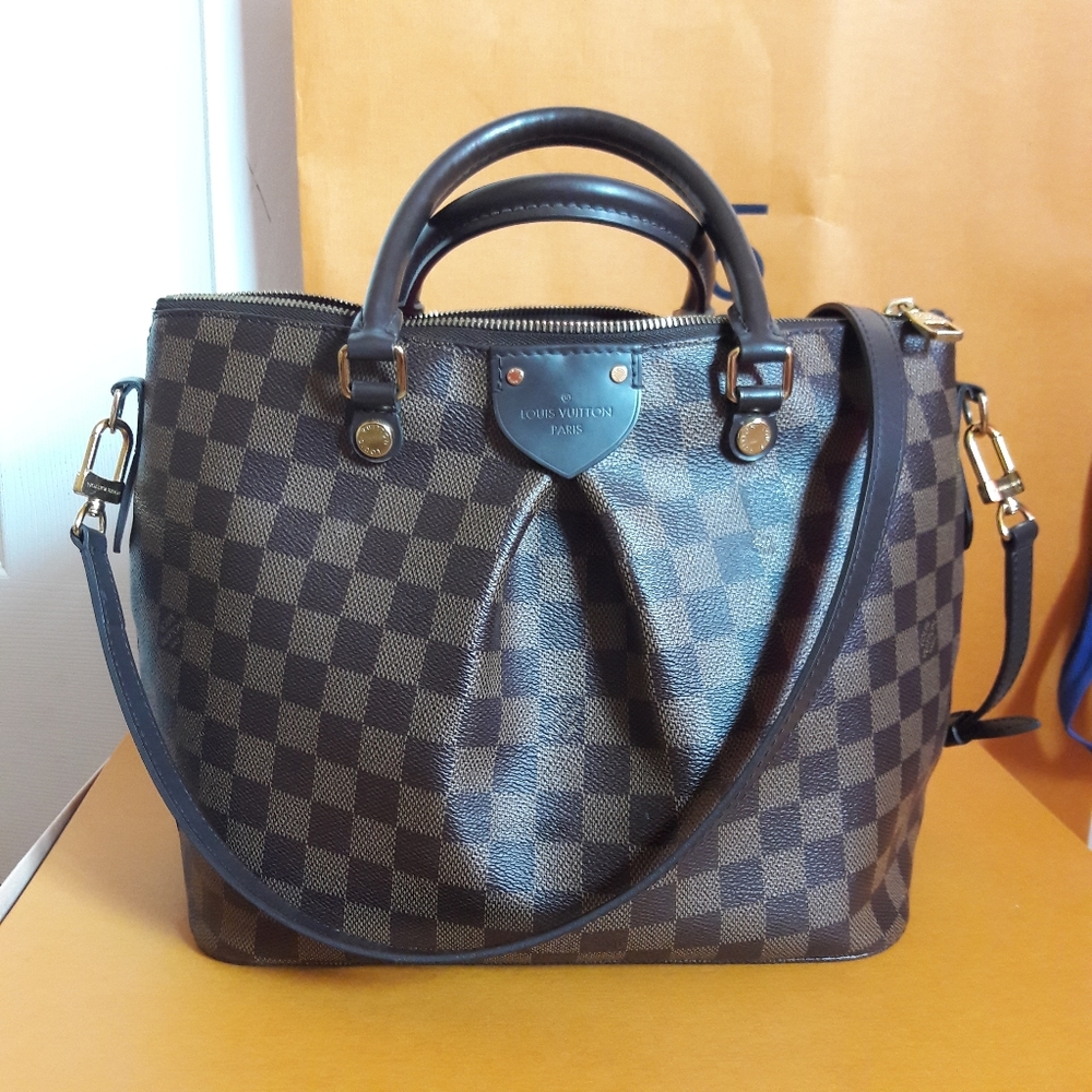 TRADED ❤️ Louis Vuitton Siena MM - Picture 4 of 16
